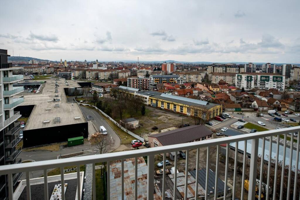 Sunrise Apartment Орадеа Екстериор снимка